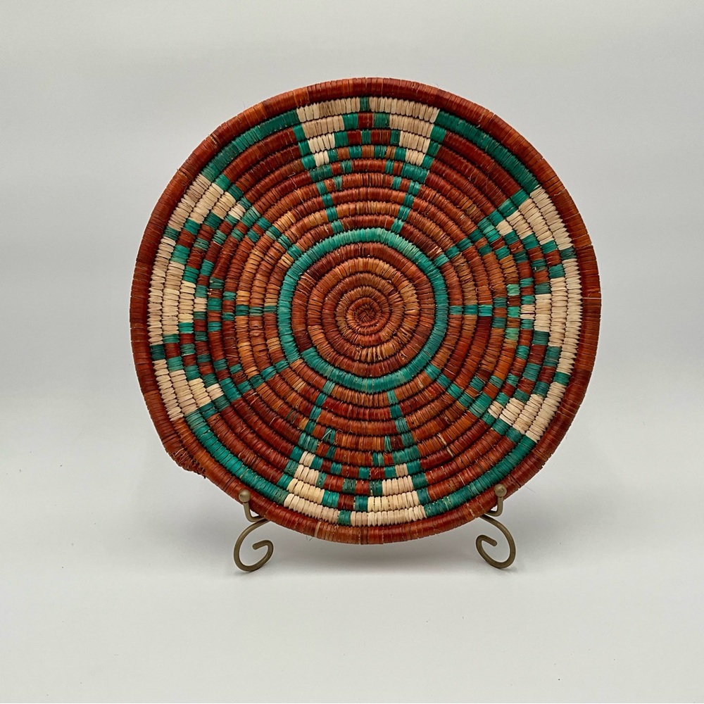 Woven Flat Basket 12”